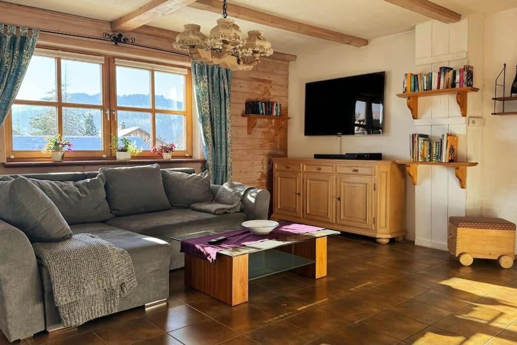 Romantisches Alpenchalet - Mit Sauna Und Kamin - Ruhig Und Zentral Bad Tölz Zewnętrze zdjęcie