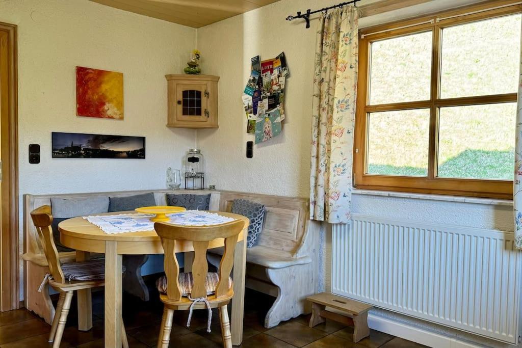 Romantisches Alpenchalet - Mit Sauna Und Kamin - Ruhig Und Zentral Bad Tölz Zewnętrze zdjęcie