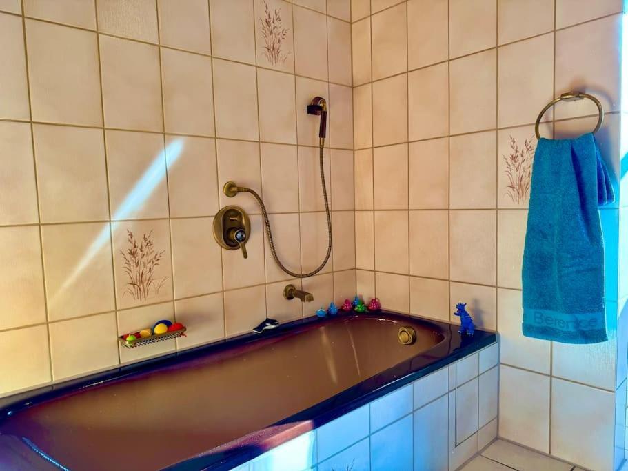 Romantisches Alpenchalet - Mit Sauna Und Kamin - Ruhig Und Zentral Bad Tölz Zewnętrze zdjęcie
