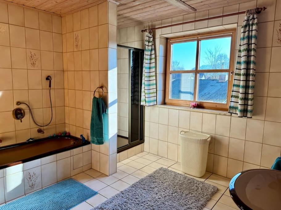 Romantisches Alpenchalet - Mit Sauna Und Kamin - Ruhig Und Zentral Bad Tölz Zewnętrze zdjęcie