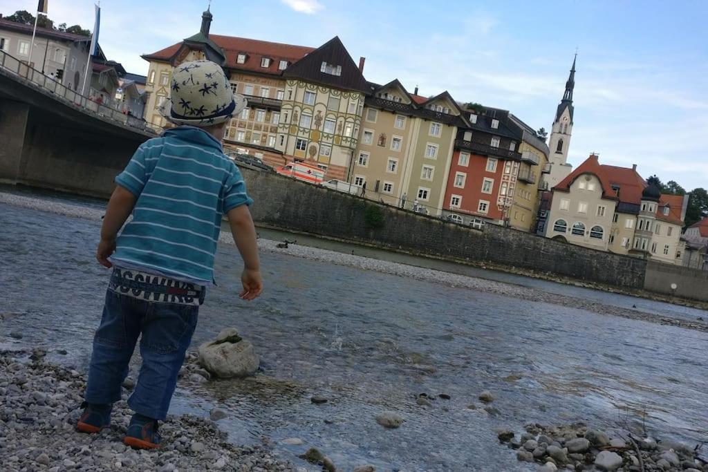 Romantisches Alpenchalet - Mit Sauna Und Kamin - Ruhig Und Zentral Bad Tölz Zewnętrze zdjęcie