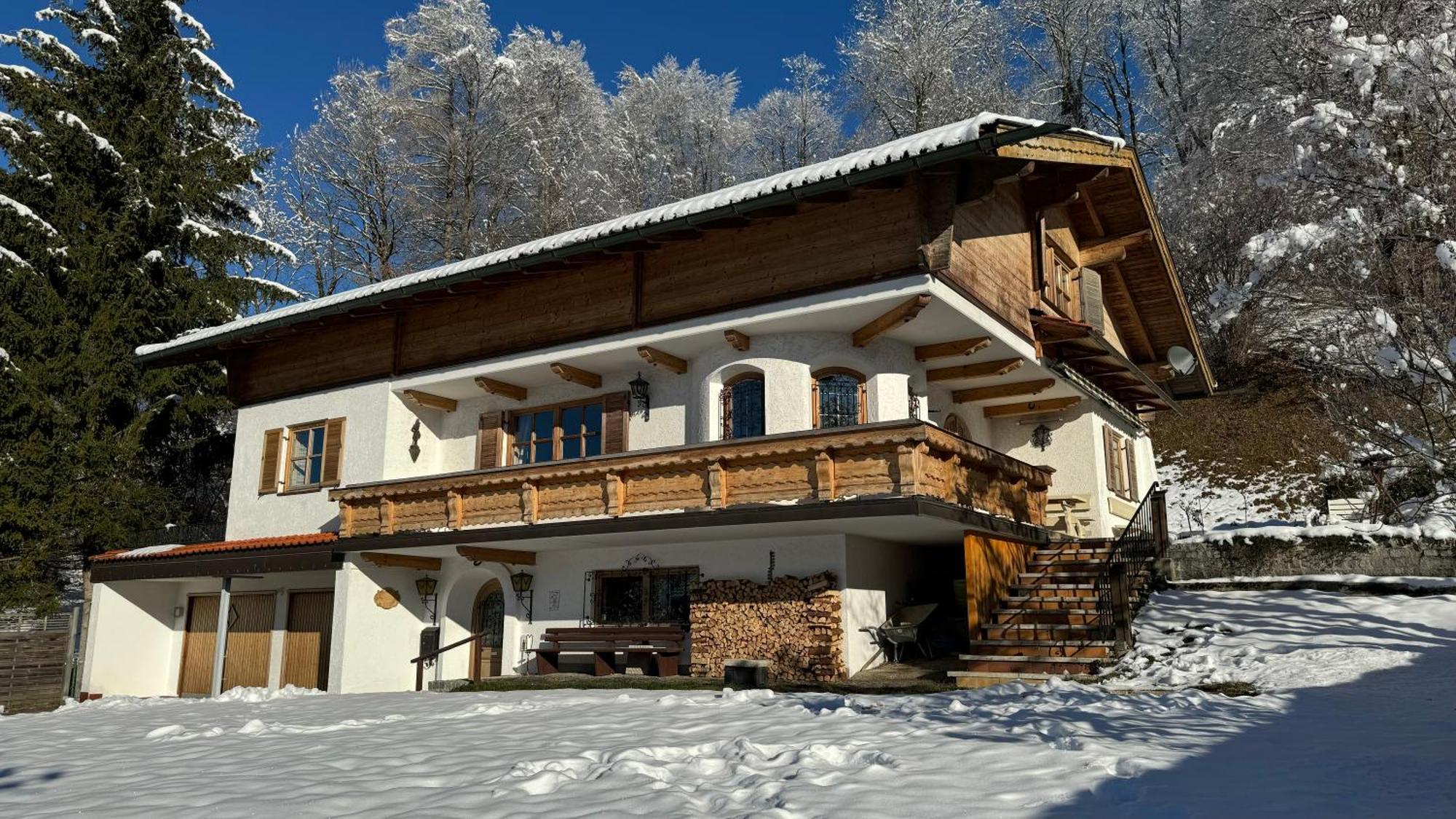 Romantisches Alpenchalet - Mit Sauna Und Kamin - Ruhig Und Zentral Bad Tölz Zewnętrze zdjęcie